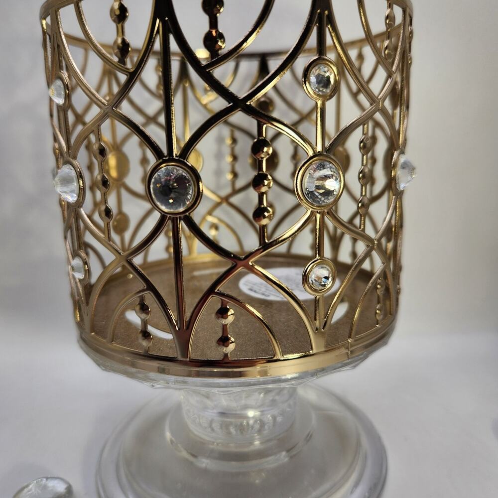 Bath and Body 3 wick candle holder with glass bottom
